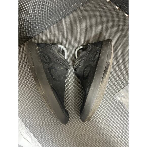 OOFOS Oomg eeZee Mid Knit Shoe Recovery Sneaker in Black Men's Size 10 - Picture 4 of 7